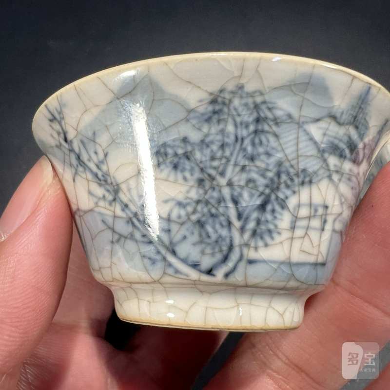 清 煨瓷青花山水人物纹杯一对 - 图5